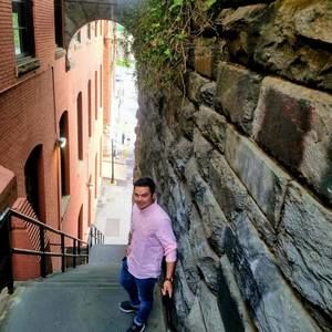 Meet your Posher, Juan hector